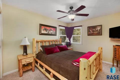 47877 259th St, Brandon, SD 57005 photo 21