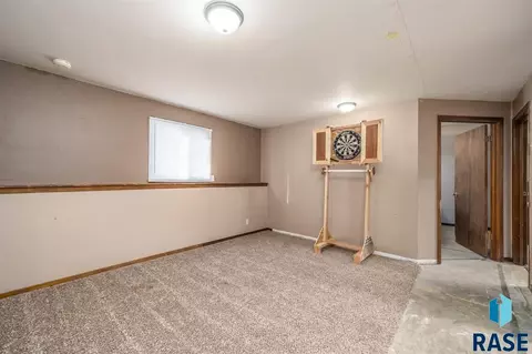 5204 S Drexel Dr, Sioux Falls, SD 57106 photo 10