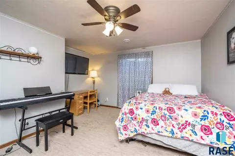 1120 N Cole Ave, Tea, SD 57064 photo 17