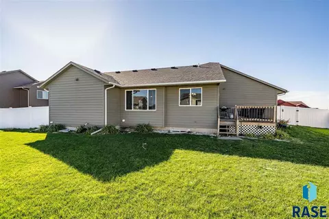 1120 N Cole Ave, Tea, SD 57064 photo 24
