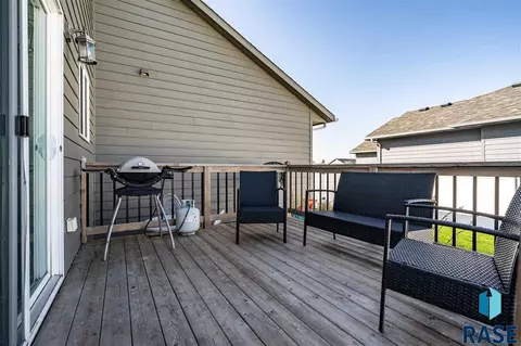 1120 N Cole Ave, Tea, SD 57064 photo 25