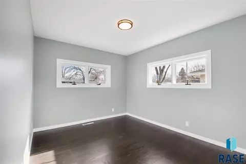 1109 Northview Dr, Dell Rapids, SD 57022 photo 19