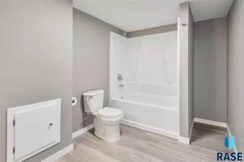 1109 Northview Dr, Dell Rapids, SD 57022 photo 24