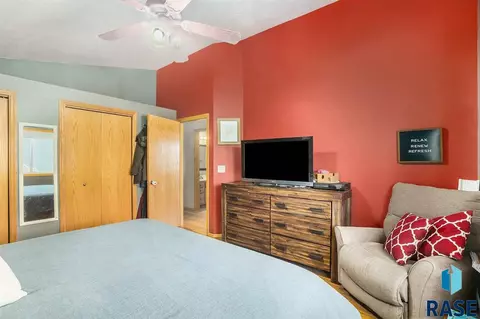 1309 E 67th St N, Sioux Falls, SD 57104 photo 10