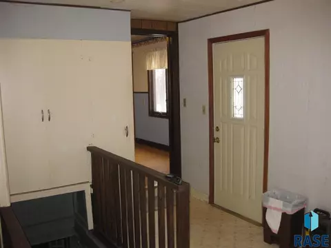 302 E 6th St, Dell Rapids, SD 57022 photo 11