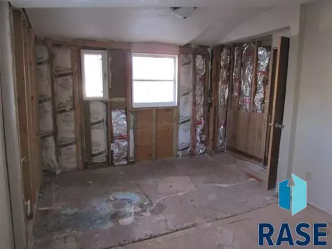 2012 E 31st St, Sioux Falls, SD 57104 photo 7