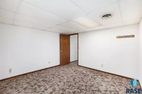 201 E State St, Marion, SD 57043 photo 24