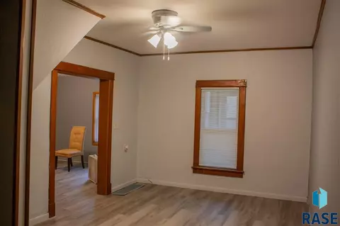 618 S Main St, Canton, SD 57013 photo 4