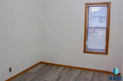 618 S Main St, Canton, SD 57013 photo 7
