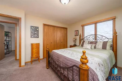 3721 E Oak St, Sioux Falls, SD 57103 photo 12