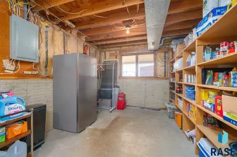 3721 E Oak St, Sioux Falls, SD 57103 photo 27