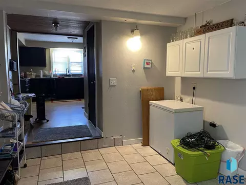 300 E State St, Marion, SD 57043 photo 8