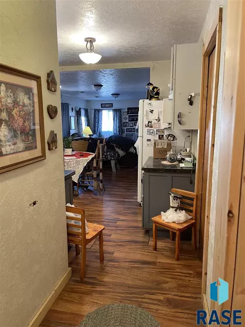 300 E State St, Marion, SD 57043 photo 17