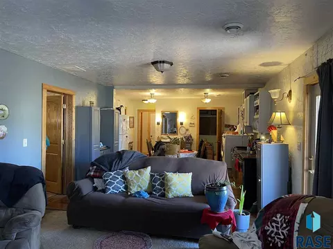 300 E State St, Marion, SD 57043 photo 22