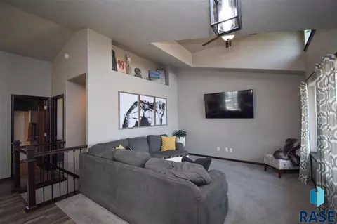 8909 W 20th St, Sioux Falls, SD 57106 photo 7