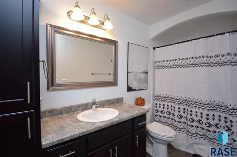 8909 W 20th St, Sioux Falls, SD 57106 photo 12
