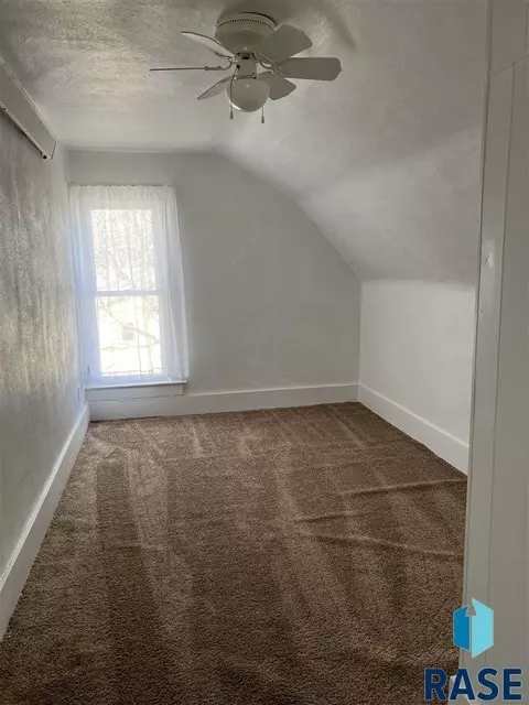 815 W Hanson Ave, Mitchell, SD 57301 photo 21
