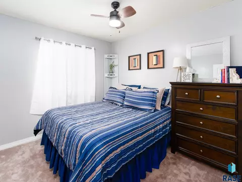 5108 E 16th St, Sioux Falls, SD 57110 photo 11