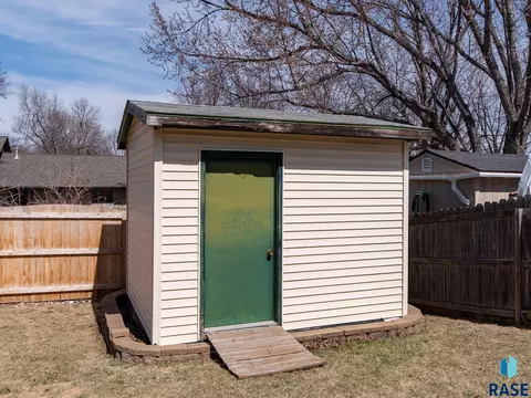 5108 E 16th St, Sioux Falls, SD 57110 photo 19