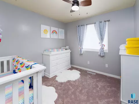 5108 E 16th St, Sioux Falls, SD 57110 photo 10