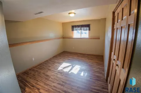 700 N Atkins Dr, Tea, SD 57064 photo 12