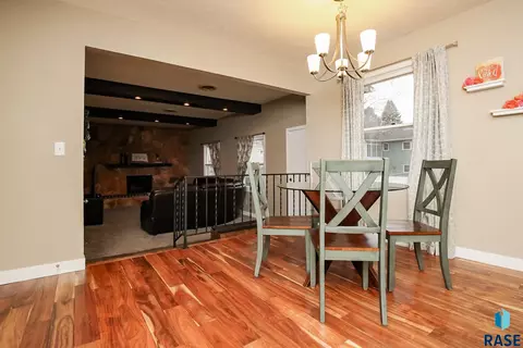 2208 E 54th St, Sioux Falls, SD 57103 photo 13