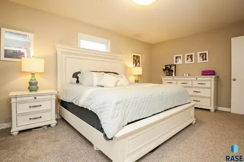 2208 E 54th St, Sioux Falls, SD 57103 photo 22