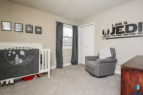 2208 E 54th St, Sioux Falls, SD 57103 photo 25