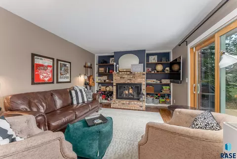 500 W Maple St, Tea, SD 57064 photo 13