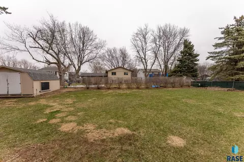 500 W Maple St, Tea, SD 57064 photo 20