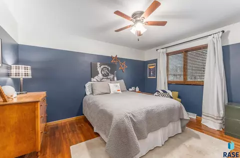 500 W Maple St, Tea, SD 57064 photo 5
