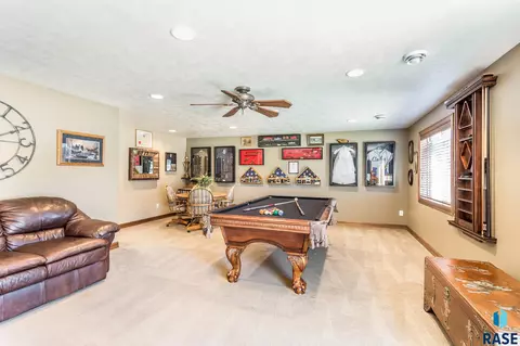 2413 E Baxter Cir, Sioux Falls, SD 57108 photo 25