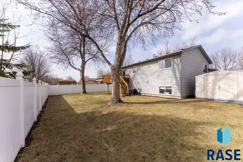810 N Rose Ave, Tea, SD 57064 photo 19