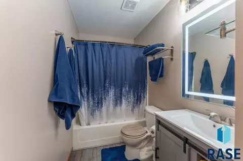 810 N Rose Ave, Tea, SD 57064 photo 6