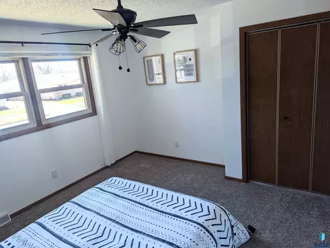 2204 E 1st St, Sioux Falls, SD 57103 photo 19