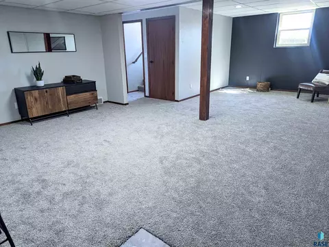 2204 E 1st St, Sioux Falls, SD 57103 photo 26
