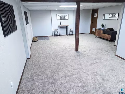 2204 E 1st St, Sioux Falls, SD 57103 photo 28