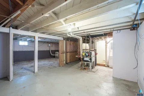421 N Nesmith Ave, Sioux Falls, SD 57103 photo 17