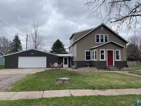 640 Coleman St, Centerville, SD 57014 photo 2
