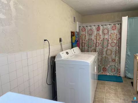 640 Coleman St, Centerville, SD 57014 photo 15