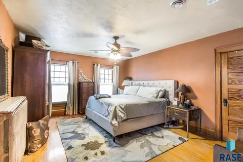 917 S Duluth Ave, Sioux Falls, SD 57104 photo 15
