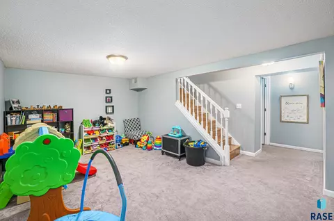 2304 E 13th St, Sioux Falls, SD 57103 photo 20