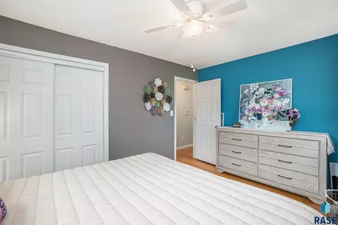 2304 E 13th St, Sioux Falls, SD 57103 photo 17