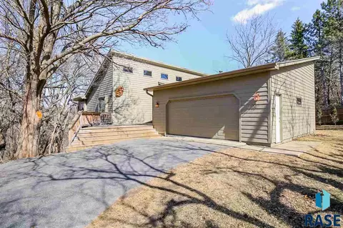416 E Aspen Dr, Sioux Falls, SD 57105 photo 1