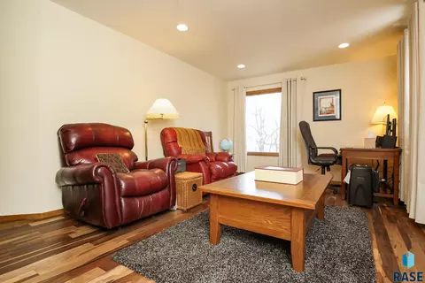 416 E Aspen Dr, Sioux Falls, SD 57105 photo 19