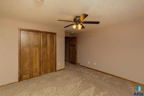 2608 E Palmer St, Brandon, SD 57005 photo 22
