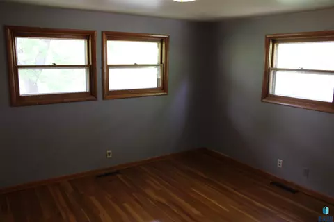 1405 W 29th St, Sioux Falls, SD 57105 photo 13