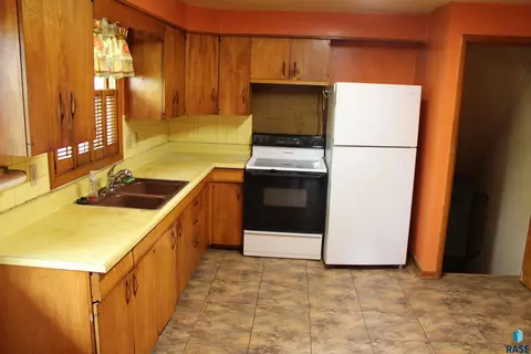 1405 W 29th St, Sioux Falls, SD 57105 photo 11