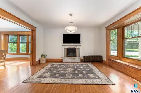114 E 20th St, Sioux Falls, SD 57105 photo 4