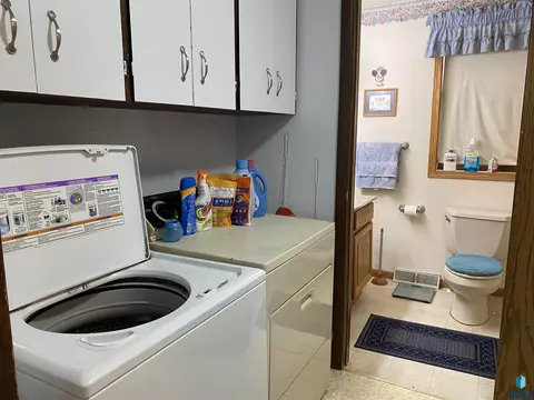 110 S Dewald St, Freeman, SD 57029 photo 18